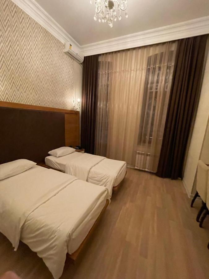 Solo Hotel on Nizami street Baky Esterno foto