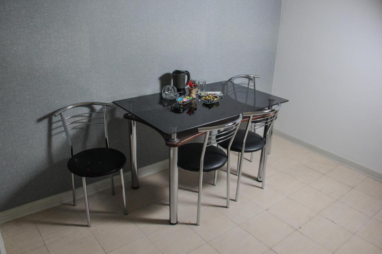 Solo Hotel on Nizami street Baky Esterno foto